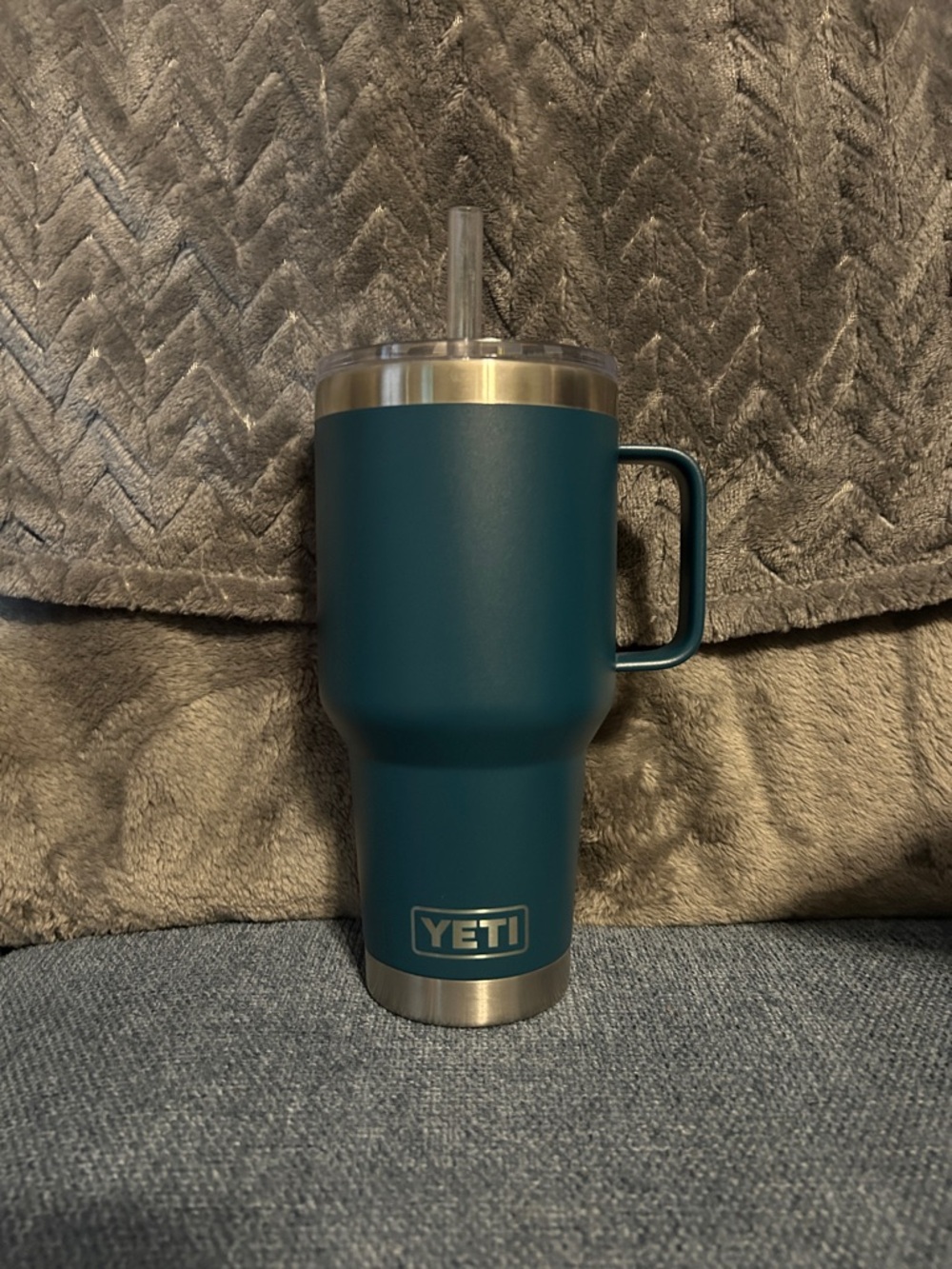 Yeti Rambler 35 oz Straw Mug, Agave Teal